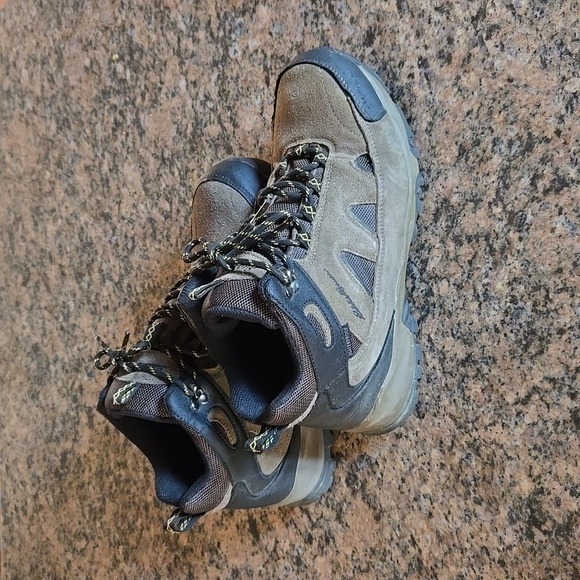 Eddie Bauer Men's Boots Size 8.5 - Picture 3 of 8